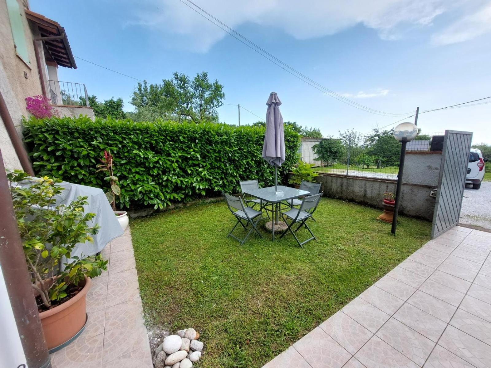 Casa Bianca Villa Pietrasanta Bagian luar foto