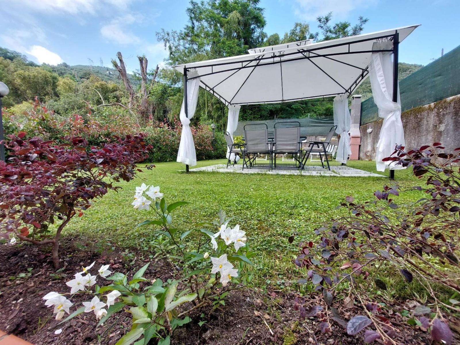 Casa Bianca Villa Pietrasanta Bagian luar foto